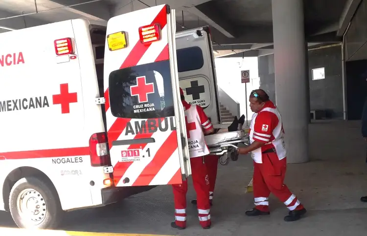 Balean a hombre en convivio