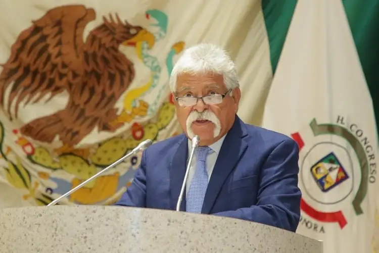 Trabaja Armando Gutiérrez "El Bigotes" para evitar discriminación laboral