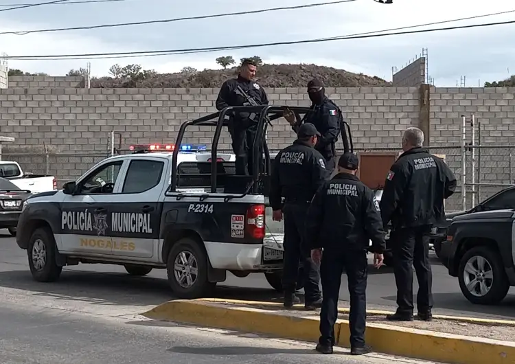 Asaltan a taxista a mano armada