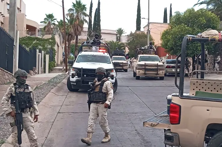 Detienen a 4 con fuerte arsenal