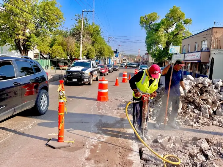 Realizan reparación de la avenida Obregón