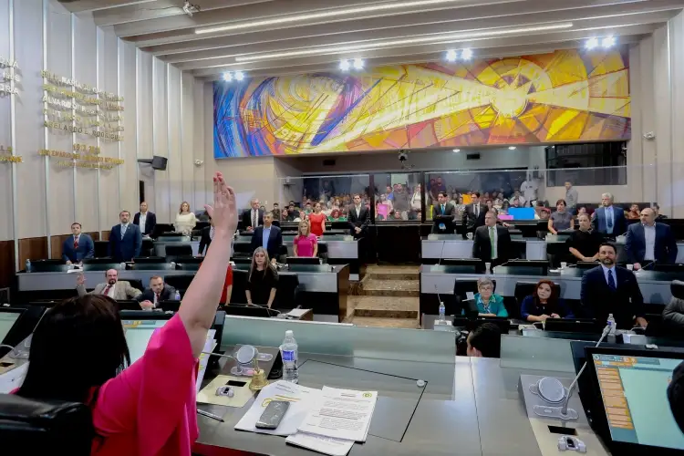 Asumirán 17 hombres y 16 mujeres LXIV legislatura en Congreso de Sonora