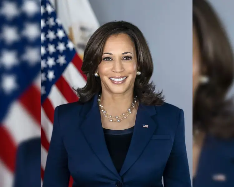Aventaja Kamala Harris a Trump en intención de voto en varios estados clave