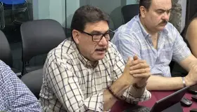 Expone JGN temas de trabajo en reuníon con funcionarios del Estado