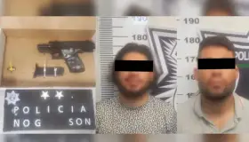 Arrestan a dos personas con arma de fuego