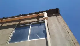 Aprovechan agua de la lluvia; le dan un mejor uso