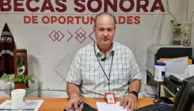 Anuncia Gobierno del Estado entrega de becas universitarias