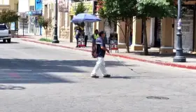 Previenen a la comunidad de golpes de calor