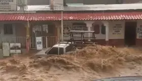 Mantienen alerta por riesgo en arroyos peligrosos