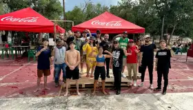 Realizan primera edición de “Rap, Alberca y Fiesta”