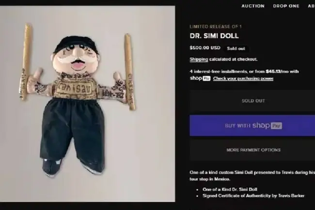 Vende baterista de Blink-182 regalo de fan mexicano en 500 dólares