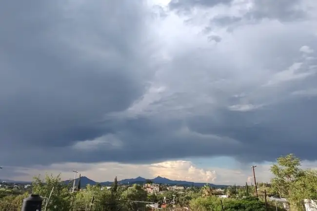 Anuncian fuertes lluvias para Nogales