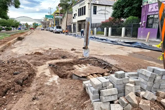 Pide Alcalde plan de acción a la Sidur por retraso en obras