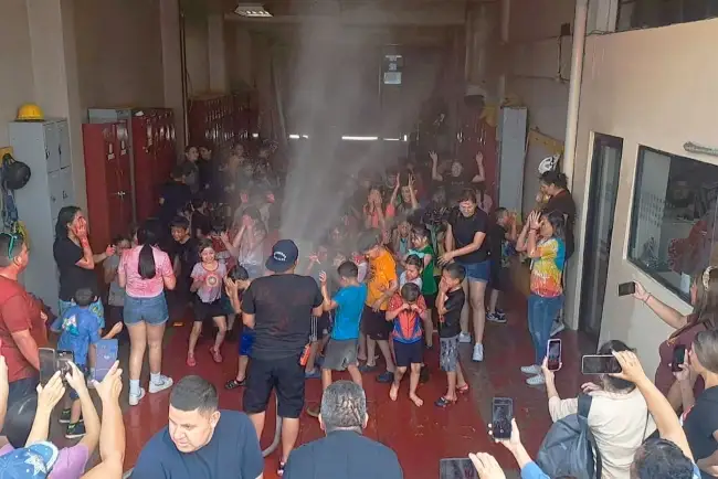 Finalizan actividades del campamento de Bomberitos Exploradores