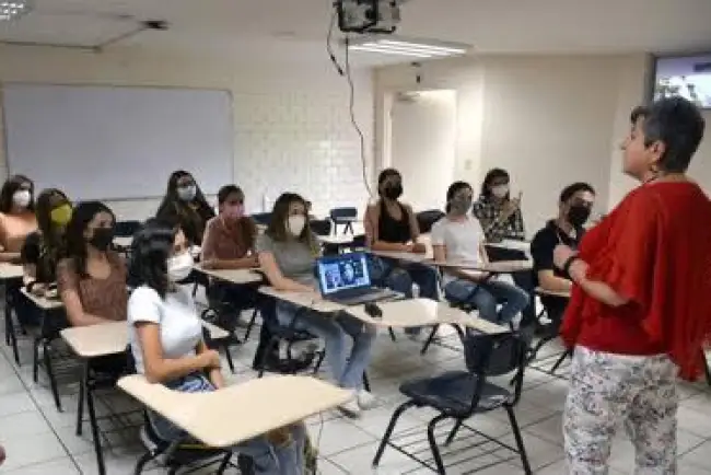 Piden estudiantes de la Unison aires acondicionados