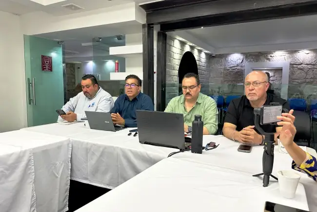 Informan sobre logros de diferentes trabajos de La Mesa del Agua