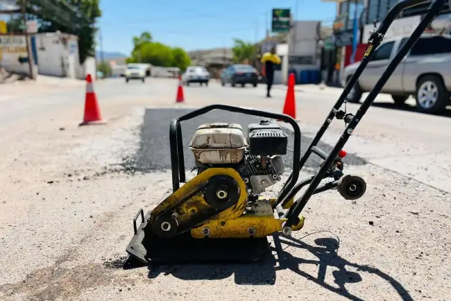 Ayuntamiento de Nogales refuerza planes de bacheo