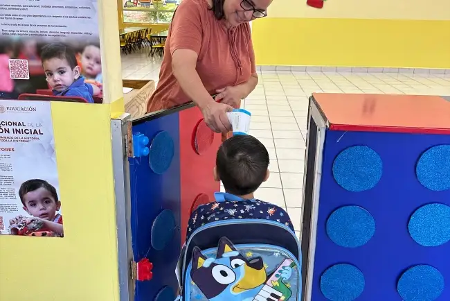 Regresan a clases más de 40 mil estudiantes en esta frontera