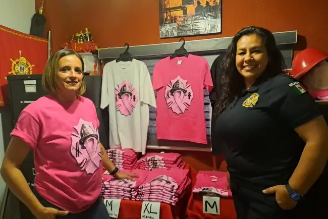 Inicia venta de camisetas para apoyo de víctimas del cáncer de mama