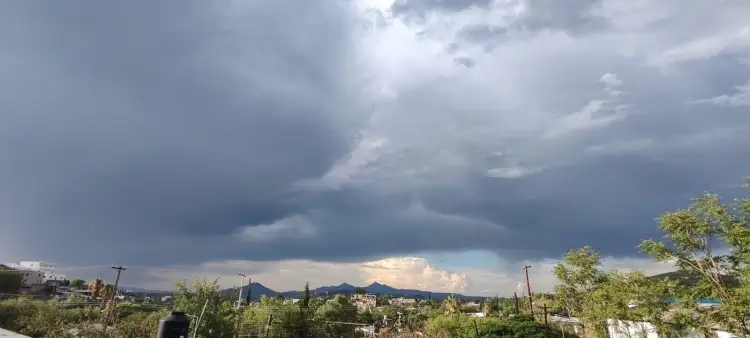 Anuncian fuertes lluvias para Nogales