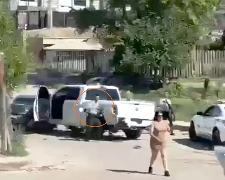 Denuncian caso de elementos de la GN que sustrajeron arma de vehículo