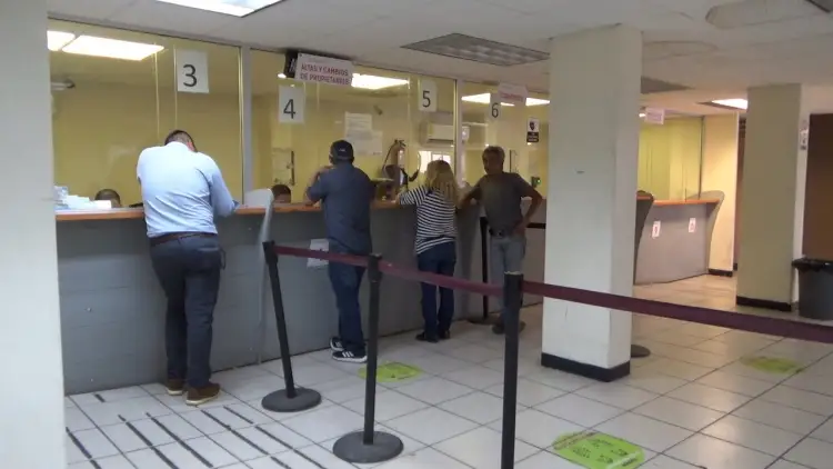 Secretaría de Hacienda reanuda servicios de pago en trámites