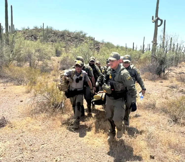 Bajan detenciones de migrantes en EU