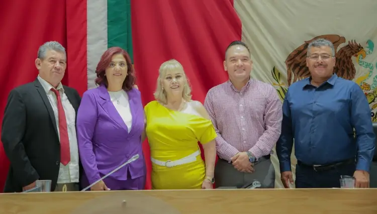 Presentan iniciativa sobre desapariciones y rinde protesta diputada en el Congreso de Sonora