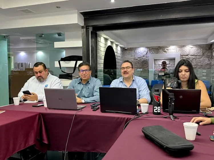 Reparan pozo en fraccionamiento La Mesa