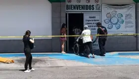 Realizan evacuación en clínica del IMSS
