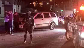 Sorprenden a hombre golpeando a su esposa