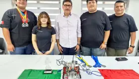 Respalda Alcalde a jóvenes que van a Olimpiada Mundial de Robótica