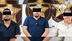 Arrestan a tres servidores públicos de Cajeme por extorsión