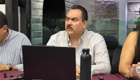 Trabajan en la reparación de pozos en diferentes puntos del municipio