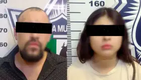 Detienen a dos adultos y una menor con droga y bebidas alcohólicas