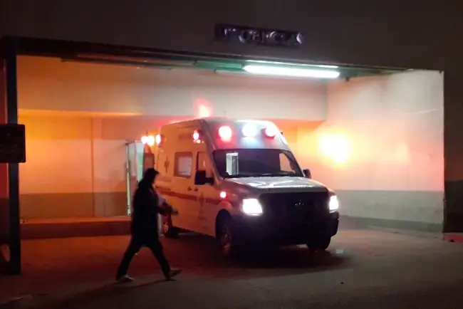 Lesionan de gravedad a persona y lo internan en hospital