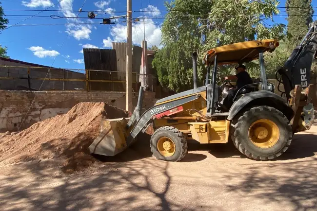 Intensifican labor de mejoramiento y limpieza de las calles de Nogales