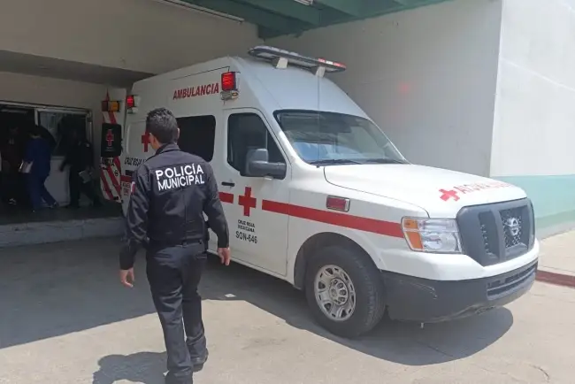 Agreden con palos a transeúnte y le roban sus pertenencias