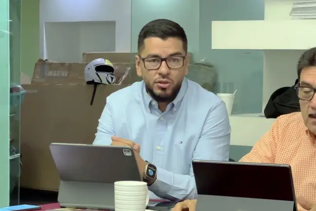 Dañan mural del Imfoculta; provocado por quema de basura