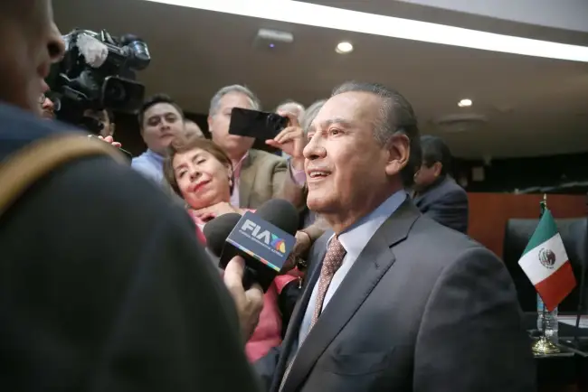 Afirma Beltrones que no es solución integrar la GN a la Sedena