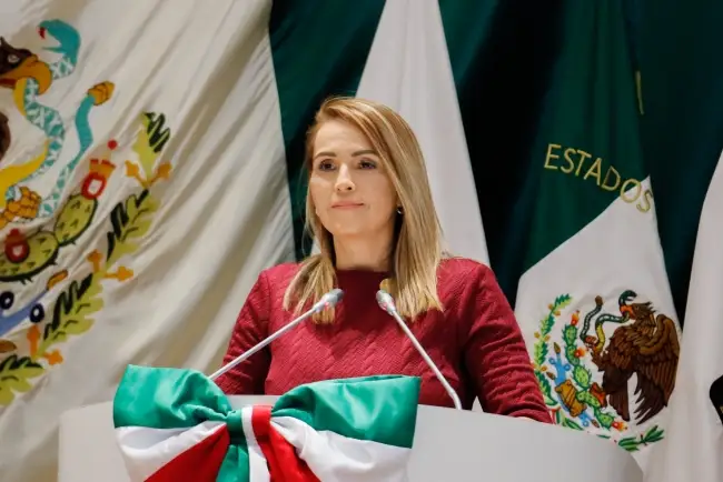 Trabaja Marcela “Maval” por los derechos de los menores