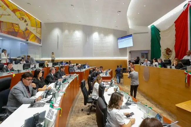 Presentan iniciativas a favor de la educación y el cambio climático