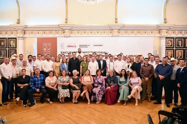 Refrenda Gobernador Durazo compromiso con alcaldes electos