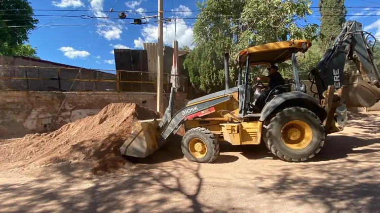 Intensifican labor de mejoramiento y limpieza de las calles de Nogales