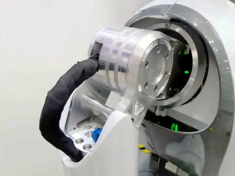 Crean pierna robótica con músculos artificiales