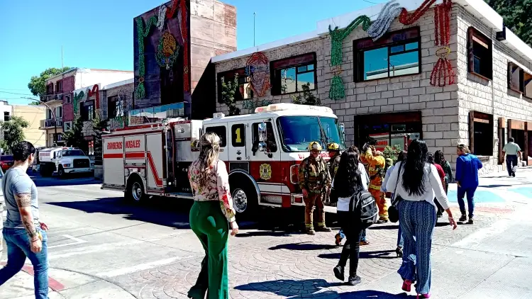 Evacuan Ayuntamiento de Nogales por Macro Simulacro Nacional 2024