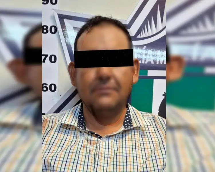 Señalan vecinos de Los Encinos a sujeto que se introdujo en una vivienda