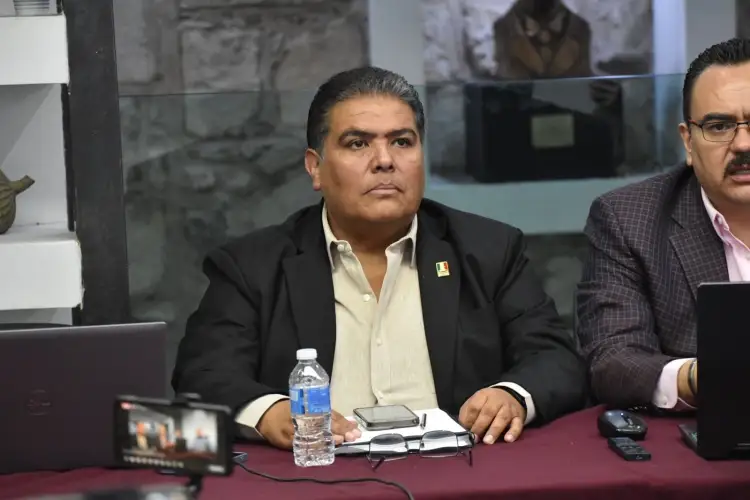 Integran a todas las dependencias a La Mesa del Agua