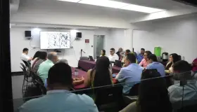 Revisan más de cien escuelas para atender necesidades de agua