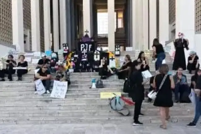 Vuelven a manifestarse trabajadores del Poder Judicial de la Federación